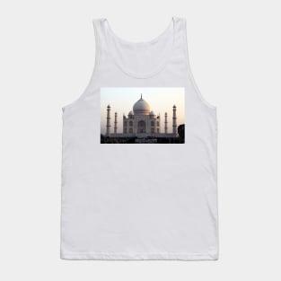 The Taj Mahal at dawn Tank Top